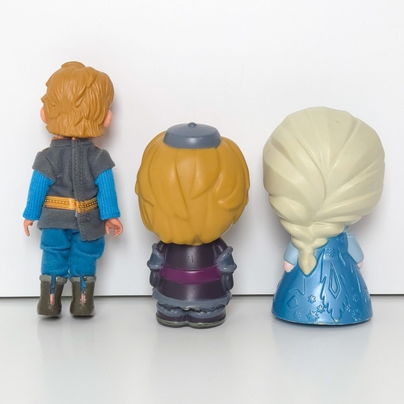 Disney Frozen Doll & Bath Toy Figures Set (Lot of 3)- Elsa & Prince Kristoff - Picture 2 of 5